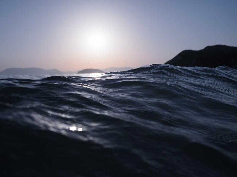 海上明月<br>pfvxnau.cn 天涯共此时节